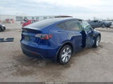 Tesla Model Y Long Range Dual Motor All-Wheel Drive 7SAYGDEE7RA281805 fotografie
