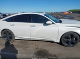 Honda Accord Touring 1HGCV1F9XJA197881 снимка