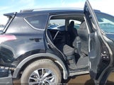 Toyota Rav4 Hybrid Xle JTMRJREV5JD168854 photo