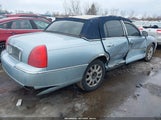 Lincoln Town Car Signature Limited 1LNHM82W26Y631975 photo