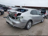 Toyota Camry Le 4T1B11HKXJU670601 photo