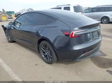 Tesla Model 3 Long Range Rear-Wheel Drive/Standard Rear-Wheel Drive 5YJ3E1EA3SF018132 fotografie
