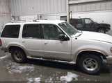 Ford Explorer Eddie Bauer 1FMZU74E0YZA44299 снимка