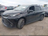 Toyota Sienna Woodland Edition 5TDCSKFC9RS146881 fotografie