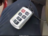 Toyota Sienna Xle V6 5TDYK3DC8BS102990 снимка
