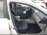 Toyota Corolla Le 2T1BU4EE7BC627926 fotografie