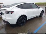 Tesla Model Y Long Range Dual Motor All-Wheel Drive 7SAYGDEE0NF555200 снимка