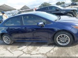 Toyota Corolla Le JTDEPRAE2LJ053345 снимка