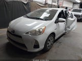 Toyota Prius C Two JTDKDTB37C1028981 снимка