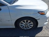Toyo Camry Le Automatic Le 4T1B11HK6JU004559 снимка