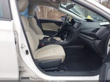 Subaru Impreza Premium 5-Door 4S3GTAV60M3716054 fotografie