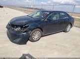 Toyota Camry Le 4T1BF1FK1CU044281 снимка