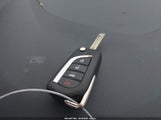 Toyota Corolla Le 5YFEPRAE9LP142986 снимка