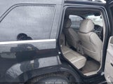 Jeep Grand Cherokee Overland 1J8HR68T39C533703 photo