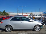 Toyota Corolla Le 2T1BU4EE0BC589696 fotografie