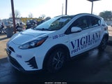 Toyota Prius C Two JTDKDTB38J1615686 снимка