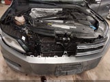 Volkswagen Tiguan S WVGAV7AXXGW616284 photo