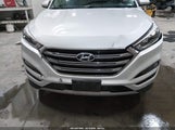 Hyundai Tucson Limited KM8J3CA21JU695365 photo