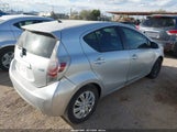 Toyota Prius C Two JTDKDTB35E1081536 снимка