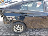 Toyota Prius Two JTDKBRFU0G3513114 снимка