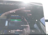 Tesla Model Y Long Range Dual Motor All-Wheel Drive 7SAYGDEE6NF363179 fotografie