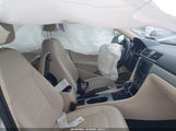 Volkswagen Passat 2.0T Wolfsburg Edition 1VWLA7A31KC012491 photo