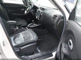 Kia Soul + KNDJP3A53H7411150 снимка