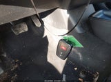 Toyota Prius Two JTDKBRFU4G3502729 снимка