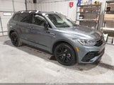 Volkswagen Tiguan 2.0T Se R-Line Black 3VVCB7AX1RM049733 снимка