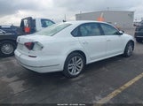 Volkswagen Passat 2.0T Wolfsburg Edition 1VWLA7A33KC005980 fotografie