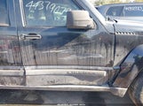 Jeep Liberty Sport 1J8GN28K89W523061 fotografie