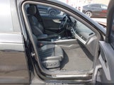 Audi A4 2.0T Premium WAUGNAF4XHN025077 снимка