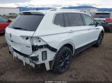 Volkswagen Tiguan 2.0T Se/2.0T Wolfsburg Edition 3VVMB7AX0RM048089 fotografie