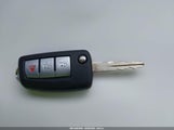 Nissan Rogue Sport S JN1BJ1CP0JW187813 fotografie