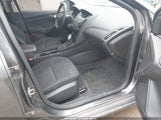 Ford Focus Se 1FADP3FE5JL270526 снимка