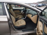 Hyundai Elantra Limited 5NPDH4AE5DH173498 снимка