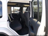 Jeep Wrangler 4-Door Sahara 4X4 1C4PJXEN2SW645192 снимка