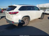 Toyota Highlander Xle V6 5TDKKRFHXFS111231 photo