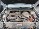 Ford Fusion Energi Se Luxury 3FA6P0PU6JR273644 fotografie