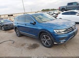 Volkswagen Tiguan 2.0T Se/2.0T Sel/2.0T Sel R-Line/2.0T Sel R-Line Black 3VV3B7AX5KM185000 снимка