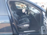 Porsche Macan Turbo WP1AF2A58GLB90436 photo