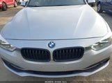 BMW 330I WBA8B9G36HNU51897 снимка