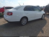 Volkswagen Jetta Limited Edition 3VWRX7AJ1AM118654 photo