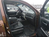 Toyota Tundra Platinum 5.7L V8 5TFAY5F12FX421700 fotografie