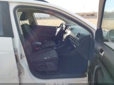 Volkswagen Jetta Sportwagen 2.5L S 3VWKP7AJ9DM657318 photo