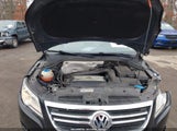 Volkswagen Tiguan Se WVGAV7AX4AW512994 photo