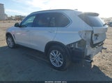 BMW X5 xDrive35I 5UXKR0C57F0P03995 снимка