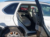 BMW X5 xDrive35I 5UXKR0C57F0P03995 снимка