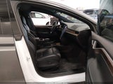 Tesla Model X 100D/75D/Long Range/Standard Range 5YJXCDE26KF184985 снимка