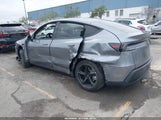 Tesla Model Y Premium Rear-Wheel Drive/Standard Rear-Wheel Drive 7SAYGDED6TF538275 photo